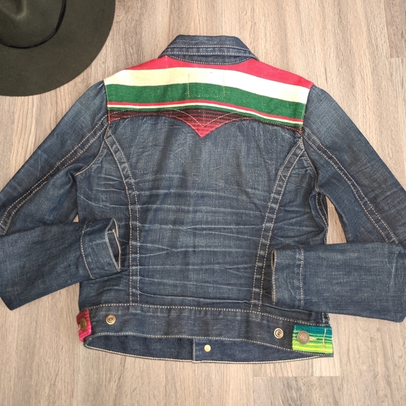 True Religion World Tour Jada Baja Denim Jacket M like new - Picture 2 of 10